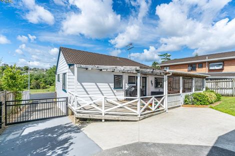 Photo of property in 50 Athena Drive, Totara Vale, Auckland, 0629