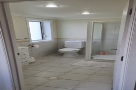 Photo of property in 3/7 Belle Verde Drive, Sunnynook, Auckland, 0630