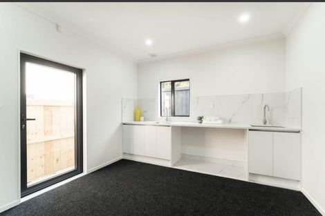 Photo of property in 11c Addison Street, Blockhouse Bay, Auckland, 0600