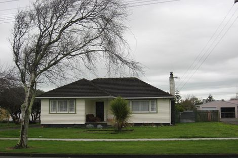 Photo of property in 108 Queen Street West, Levin, 5510