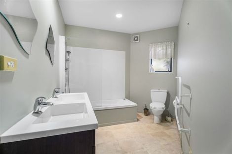 Photo of property in 41 Palmgreen Court, Stanmore Bay, Whangaparaoa, 0932