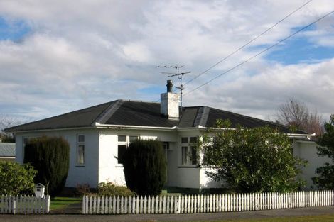 Photo of property in 13 Lansdowne Crescent, Lansdowne, Masterton, 5810
