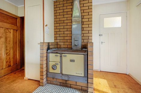 Photo of property in 96 Pomona Road, Kumeu, 0891