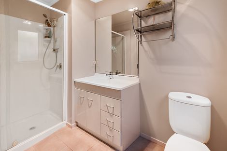 Photo of property in 3 Four Oaks Place, Pukekohe, 2120