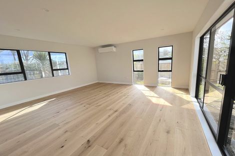 Photo of property in 2/67 Nile Road, Milford, Auckland, 0620