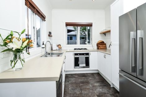 Photo of property in 6 Rata Street, Maeroa, Hamilton, 3200