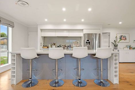 Photo of property in 28 Woodstock Place, Stoke, Nelson, 7011