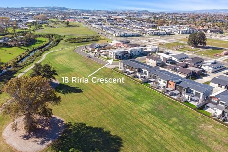 Photo of property in 16 Riria Crescent, Takanini, 2112