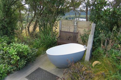 Photo of property in 12 Hepina Heights, Kinloch, Taupo, 3377