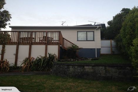 Photo of property in 2/59 Santiago Crescent, Unsworth Heights, Auckland, 0632