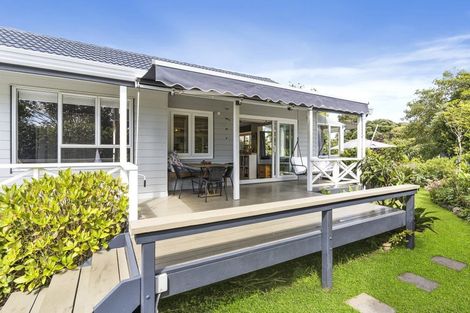 Photo of property in 8 Maygrove Drive, Orewa, 0931