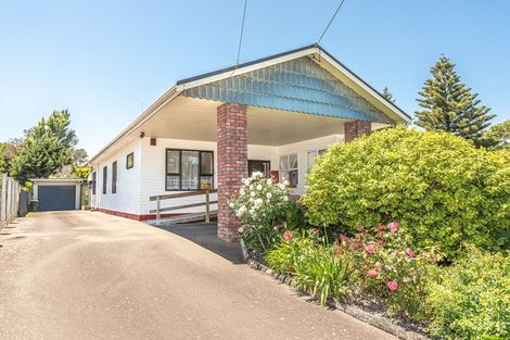 Photo of property in 10 Gonville Avenue, Gonville, Whanganui, 4501