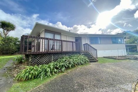 Photo of property in 15 Cottam Grove, Northcross, Auckland, 0632
