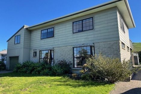 Photo of property in 20 Lysnar Street, Okitu, Gisborne, 4010