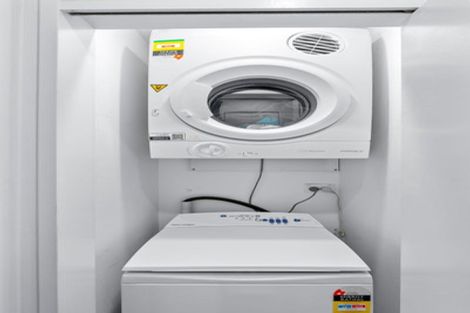 Photo of property in 16b/71 Spencer Road, Oteha, Auckland, 0632