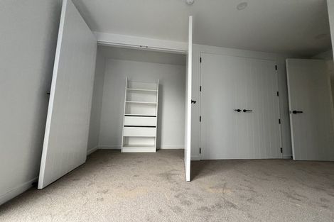 Photo of property in 35 Meadway, Sunnyhills, Auckland, 2010