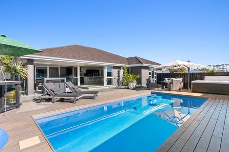 Photo of property in 35a Trigg Road, Huapai, Kumeu, 0810