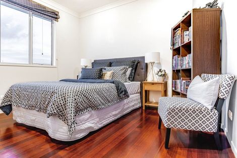 Photo of property in 64 Balboa Drive, Matakatia, Whangaparaoa, 0930