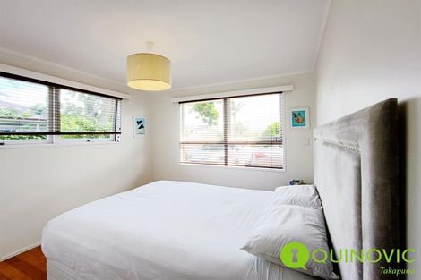 Photo of property in 2/233 Hurstmere Road, Takapuna, Auckland, 0622
