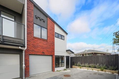 Photo of property in 8/32 Tiraumea Drive, Pakuranga, Auckland, 2010