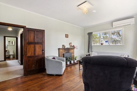 Photo of property in 325 Lake Road, Hauraki, Auckland, 0622