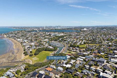 Photo of property in 2/16 Beach Road, Castor Bay, Auckland, 0620