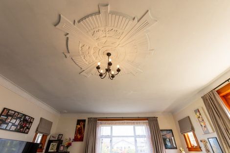 Photo of property in 4 Ranfurly Street, Dannevirke, 4930