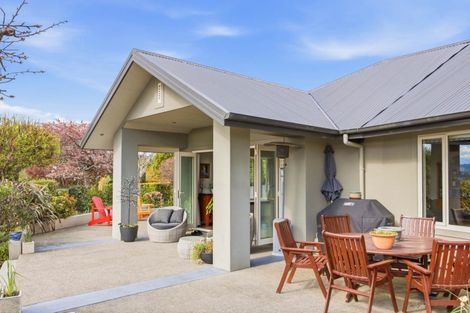 Photo of property in 3 Fairmile Drive, Kinmont Park, Mosgiel, 9024