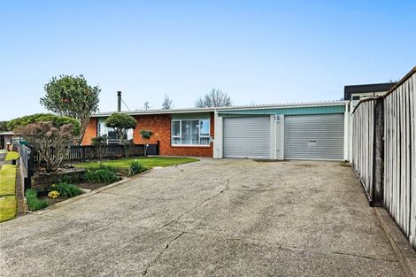 Photo of property in 7 Kamahi Place, Inglewood, 4330