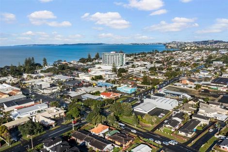 Photo of property in 65 Florence Avenue, Orewa, 0931