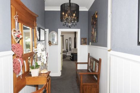 Photo of property in 48 Belt Road, Moturoa, New Plymouth, 4310