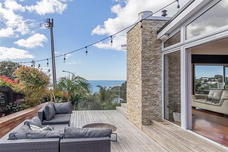 Photo of property in 3 Glenelg Road, Red Beach, 0932