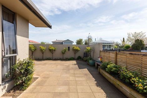 Photo of property in 35 Mcphee Street, Dannevirke, 4930