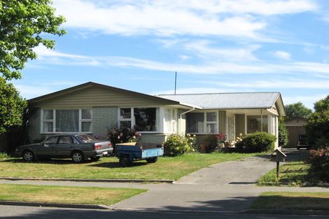 Photo of property in 73 Woodbury Street, Russley, Christchurch, 8042