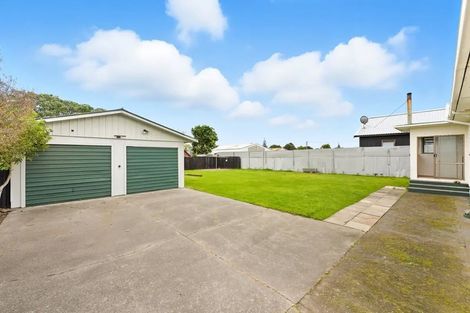 Photo of property in 49 Polson Street, Castlecliff, Whanganui, 4501