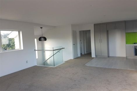 Photo of property in 4a Binsted Road, New Lynn, Auckland, 0600