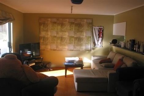 Photo of property in 1/22 Selwyn Crescent, Forrest Hill, Auckland, 0620