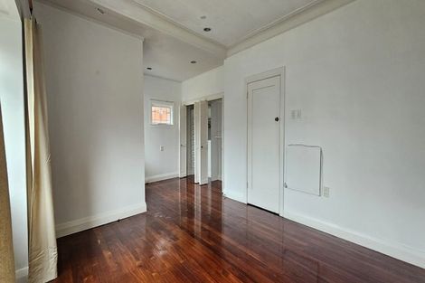 Photo of property in 27 Atkin Avenue, Mission Bay, Auckland, 1071