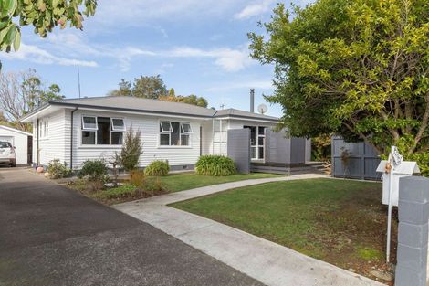 Photo of property in 28 Gregg Street, Dannevirke, 4930