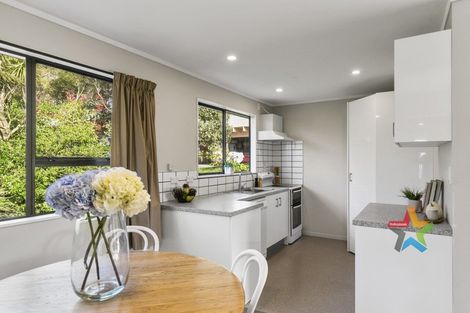 Photo of property in 15 Sheridan Terrace, Johnsonville, Wellington, 6037