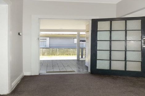 Photo of property in 27 Lippiatt Road, Otahuhu, Auckland, 1062