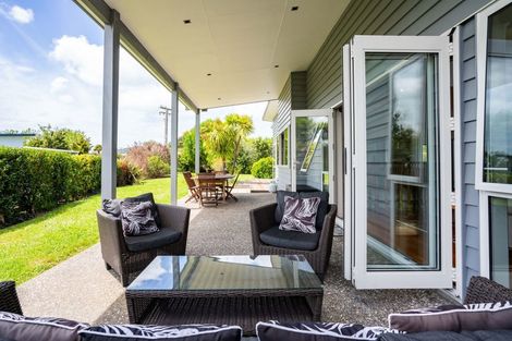 Photo of property in 58 Jack Boyd Drive, Mangawhai Heads, Kaiwaka, 0573