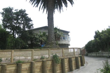 Photo of property in 35 Seacliffe Road, Hillsborough, Auckland, 1042