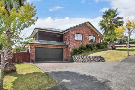 Photo of property in 13 Zeus Avenue, Henderson, Auckland, 0612