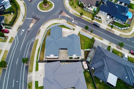 Photo of property in 2 Cupples Street, Papamoa Beach, Papamoa, 3118