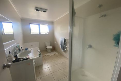 Photo of property in 17 Finchley Place, Hamilton East, Hamilton, 3216