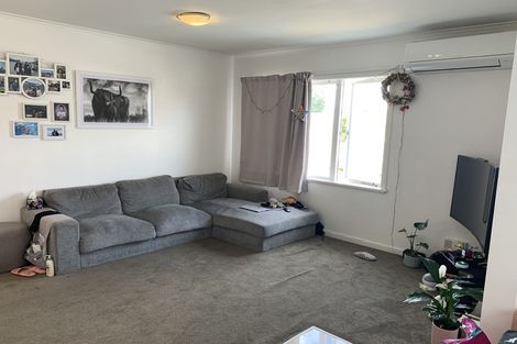 Photo of property in 4 Vanguard Road, Kelston, Auckland, 0602