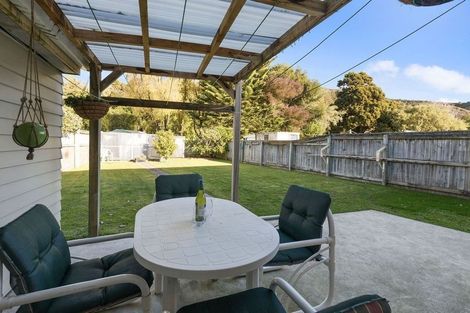 Photo of property in 72 Waddington Drive, Naenae, Lower Hutt, 5011