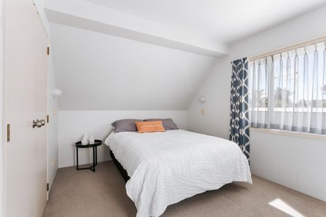 Photo of property in 1/207 Oceanbeach Road, Mount Maunganui, 3116