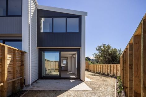 Photo of property in 4/52 High Street, Island Bay, Wellington, 6023